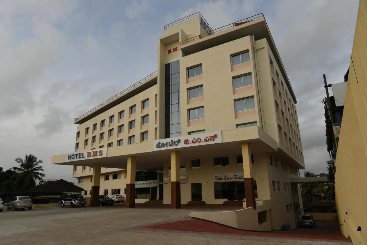 Hotel BMS Mangalore Buitenkant foto