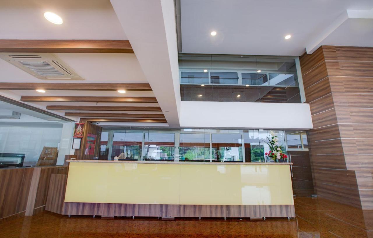 Hotel BMS Mangalore Buitenkant foto