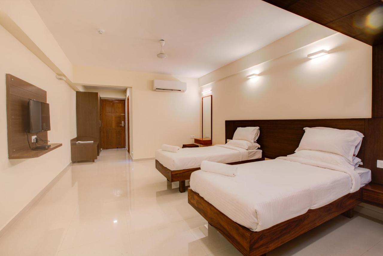 Hotel BMS Mangalore Buitenkant foto